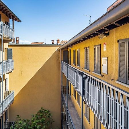 Easylife - Romantico Appartamento Sulla Darsena Milan Bagian luar foto