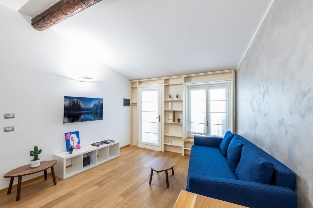 Easylife - Romantico Appartamento Sulla Darsena Milan Bagian luar foto