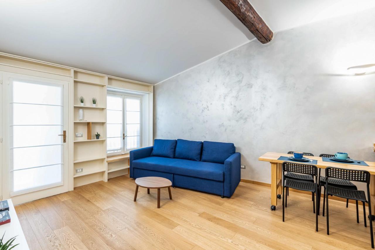 Easylife - Romantico Appartamento Sulla Darsena Milan Bagian luar foto