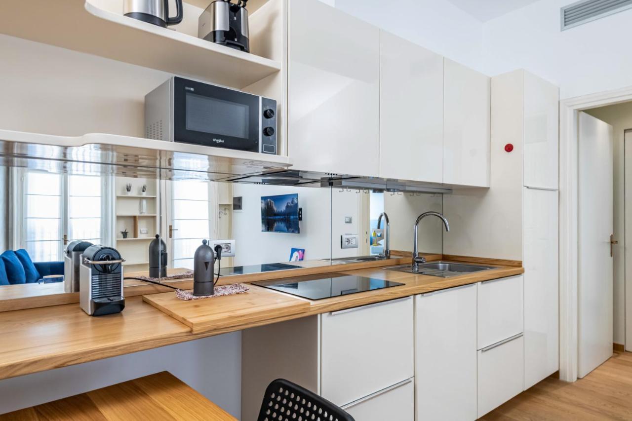Easylife - Romantico Appartamento Sulla Darsena Milan Bagian luar foto